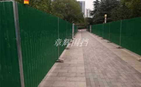 如何在清洗金屬圍擋時(shí)避免對(duì)周邊環(huán)境造成污染?(金屬圍擋清洗環(huán)保措施) 如何在清洗金屬圍擋時(shí)避免對(duì)周邊環(huán)境造成污染?(金屬圍擋清洗環(huán)保措施)