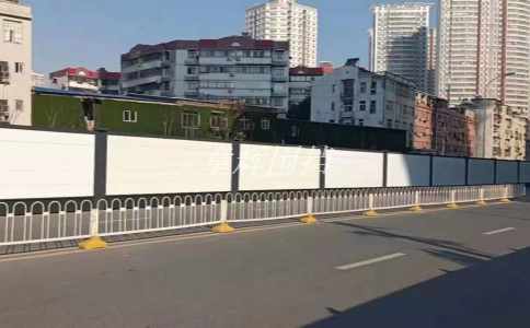 金屬圍擋的質量保證措施是什么? 金屬圍擋的質量保證措施是什么?
